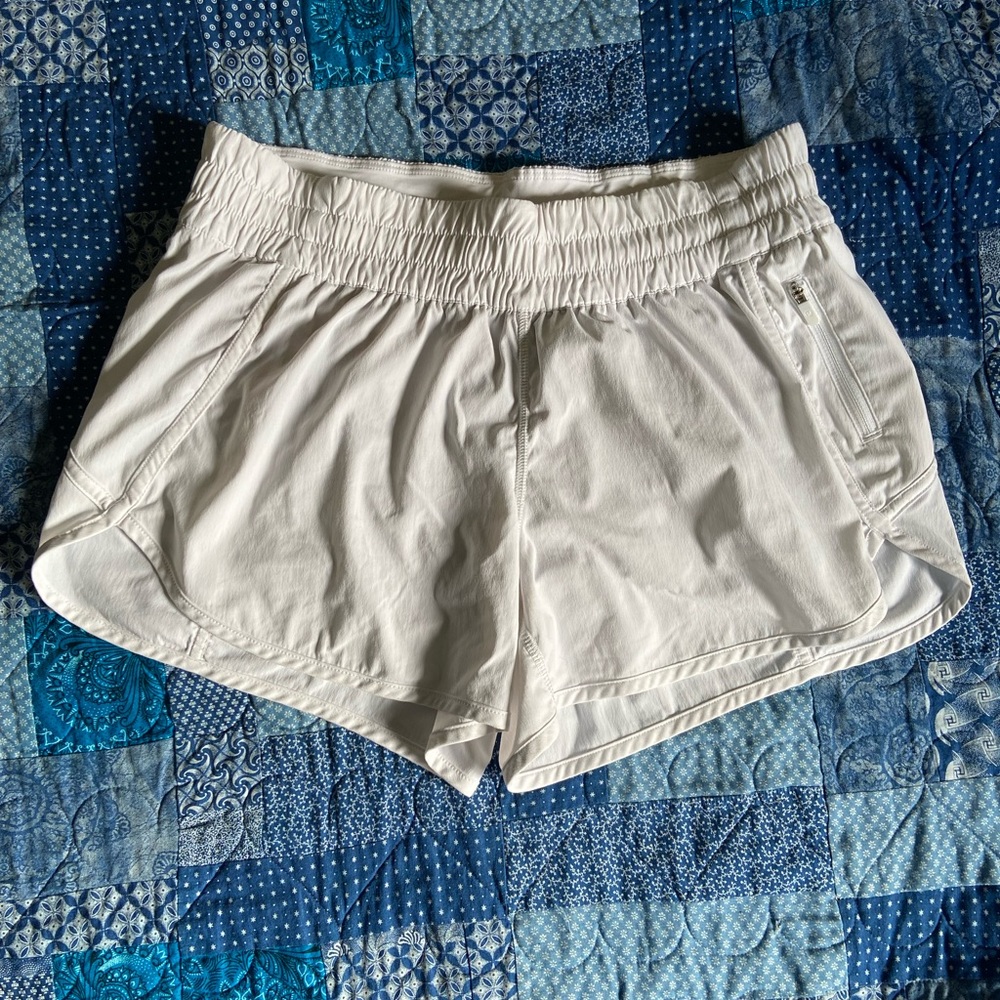 LULULEMON Tracker Lined Short
